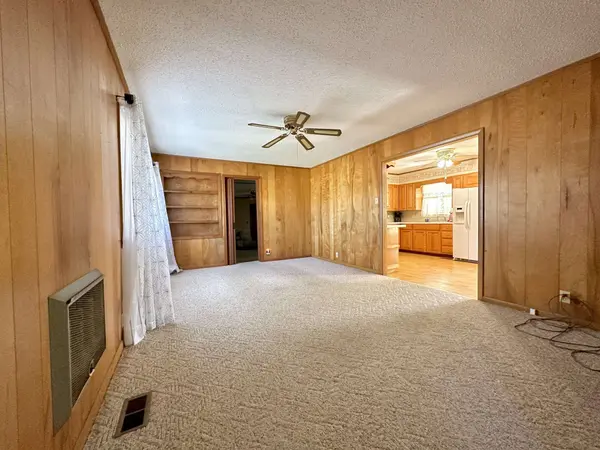 5 Nabors Hollow Ln, Hickman, TN 38567