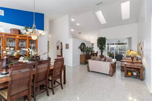 2708 SPIVEY LN, Orlando, FL 32837