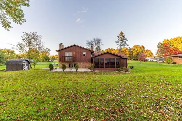 250 Willow ST N, East Canton, OH 44730