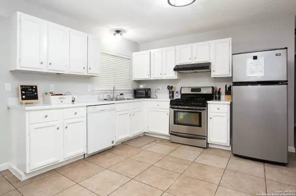 5801 Lake Champlain St, San Antonio, TX 78233