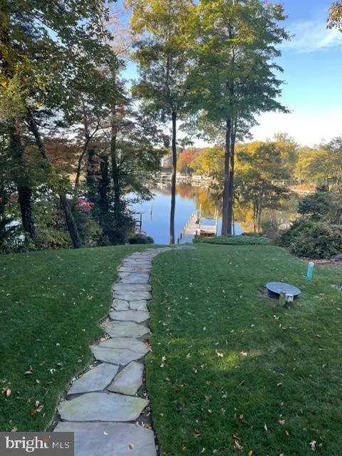 8372 BEACHWOOD PARK RD, Pasadena, MD 21122