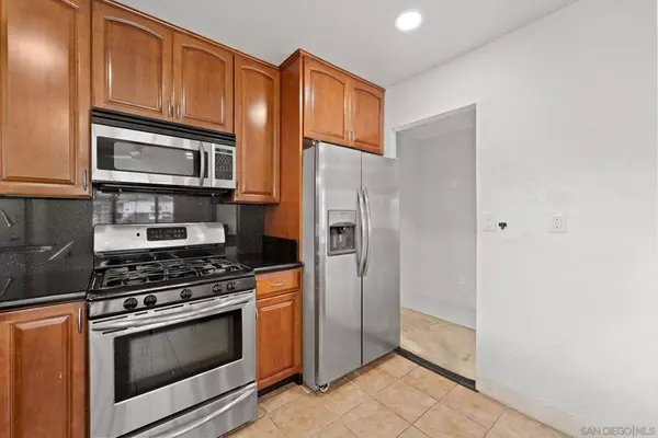 724 Latisha Pl, El Cajon, CA 92021