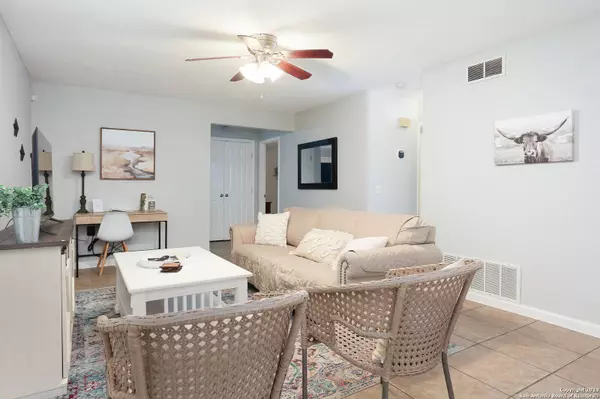 5801 Lake Champlain St, San Antonio, TX 78233