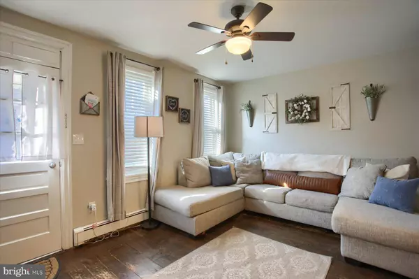 165 E PENN ST, Carlisle, PA 17013