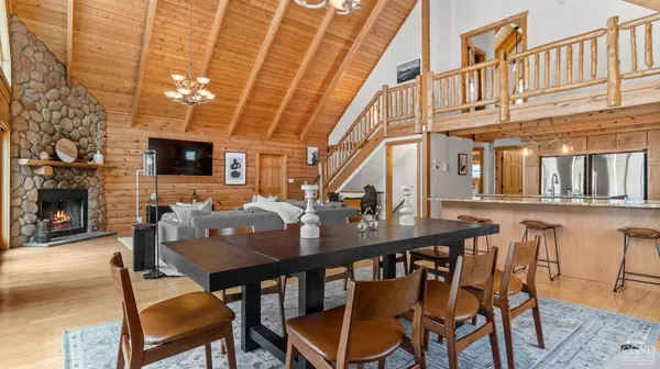 52 Glen AVE, Hunter, NY 12442