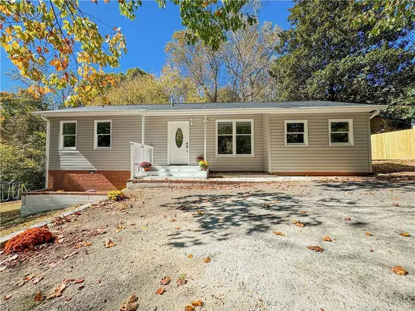 2240 Old Liberty RD, Randleman, NC 27317