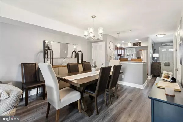 18 WINSTON CT #102 U-18, Blue Bell, PA 19422