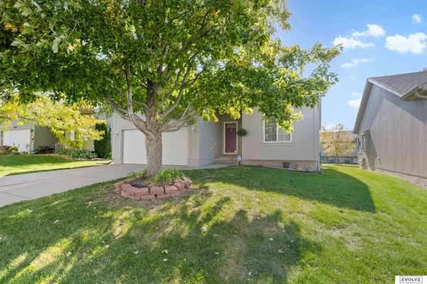 15125 Camden Avenue, Omaha, NE 68116