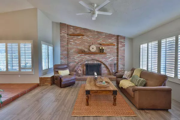 1124 Lostinda, El Cajon, CA 92019