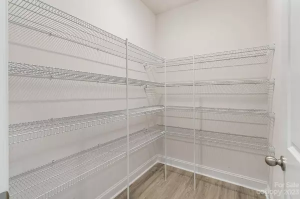 508 Secretariat DR, Iron Station, NC 28080