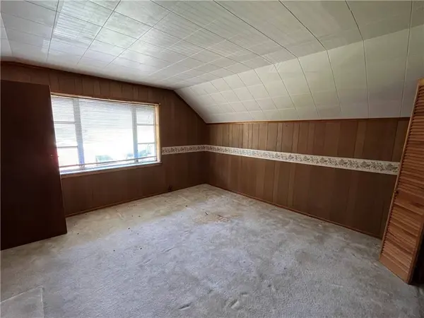 63 Dalzell Avenue, Bobtown, PA 15315