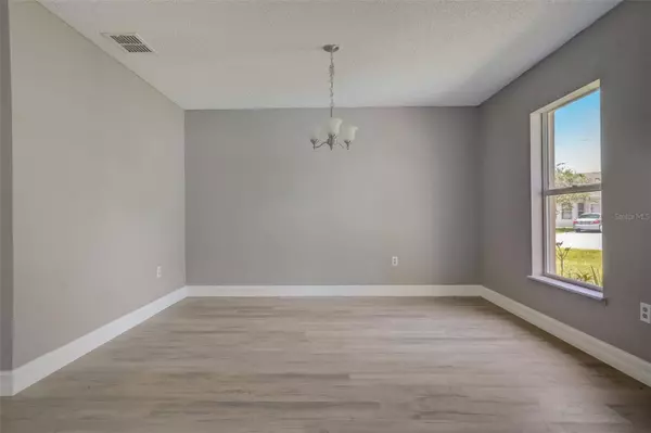 920 GILLINGHAM CT, Kissimmee, FL 34758