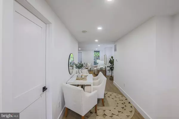 3532 ROLAND AVE, Baltimore, MD 21211