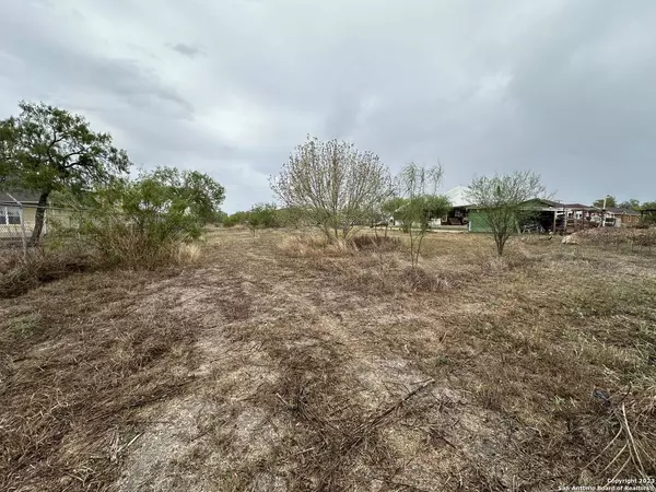 526 Ansley, San Antonio, TX 78221