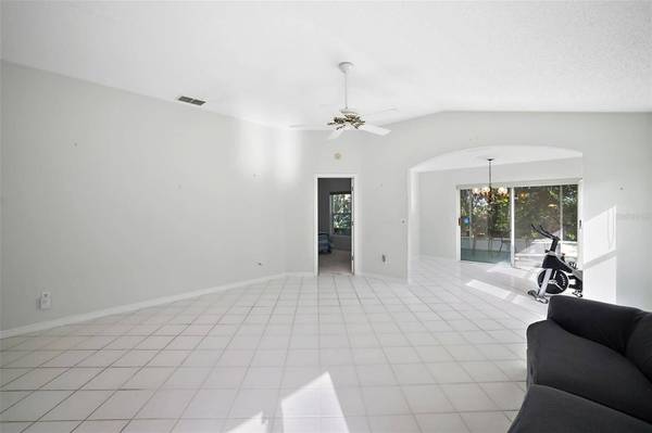 3033 ANDOVER CT, Mount Dora, FL 32757