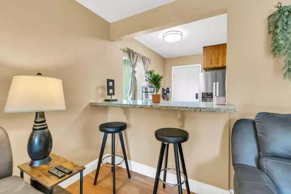 7573 Lemarsh WAY, Sacramento, CA 95822