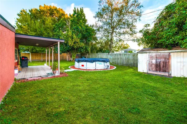 318 POINCIANA CIR, Kissimmee, FL 34744