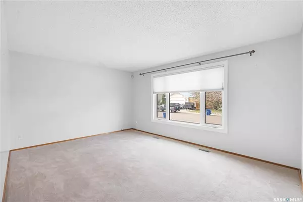 31 Lennon CRESCENT, Saskatoon, SK S7L 6K1