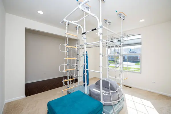 15738 Brookshore DR, Plainfield, IL 60544