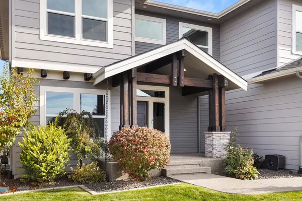 1911 S Incline Dr, Greenacres, WA 99016