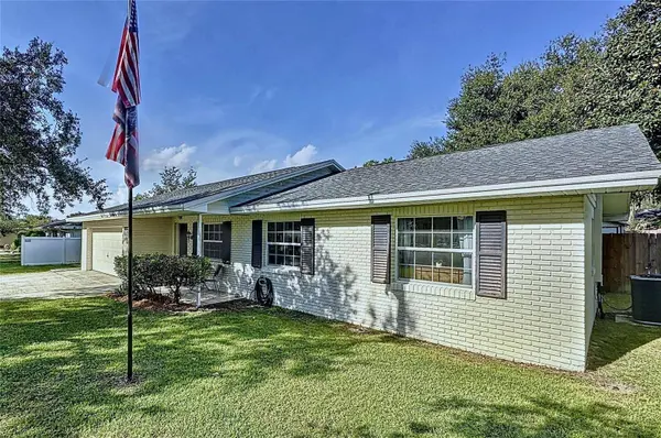 1115 YARNELL AVE, Lake Wales, FL 33853