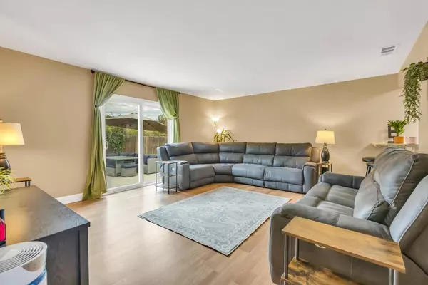 7573 Lemarsh WAY, Sacramento, CA 95822