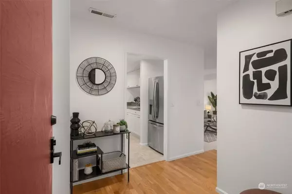 7393 Old Redmond RD, Redmond, WA 98052