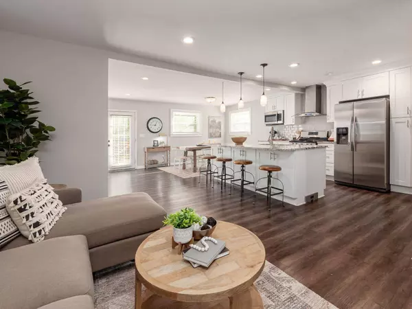 874 Carpenter Street, Columbus, OH 43206