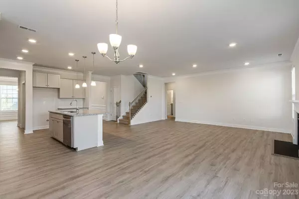 508 Secretariat DR, Iron Station, NC 28080