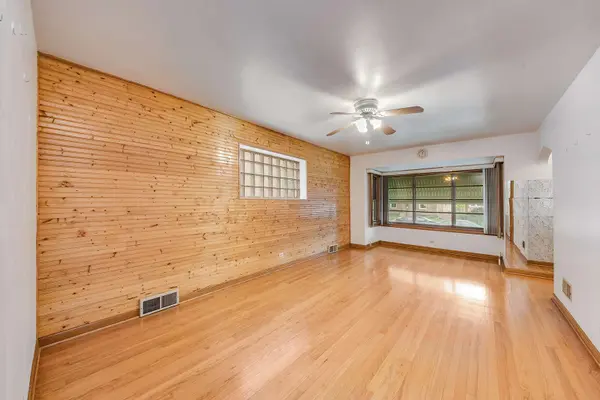 3707 S 57th CT, Cicero, IL 60804