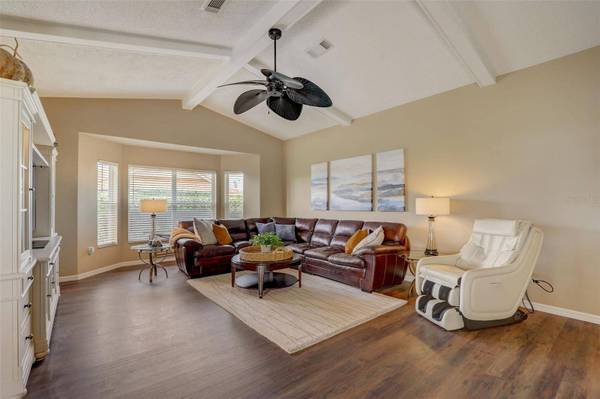 433 DOVER DR S, Englewood, FL 34223