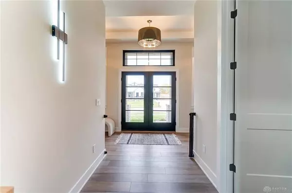 9338 Rochelle Lane, Clearcreek Twp, OH 45458