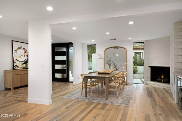 7312 N LAKESIDE Lane, Paradise Valley, AZ 85253