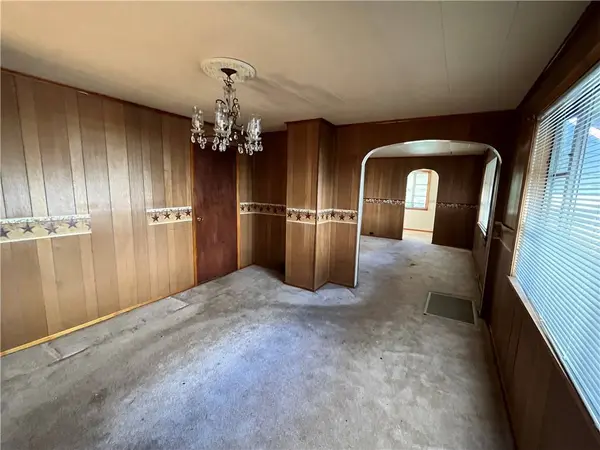 63 Dalzell Avenue, Bobtown, PA 15315