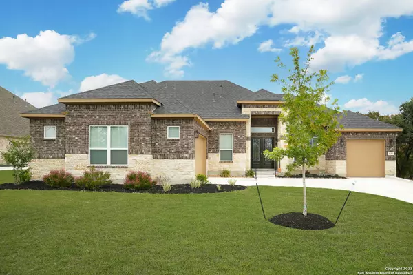 429 Englewood Ln, Castroville, TX 78009