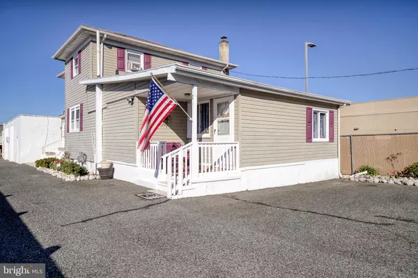 75 W LANDIS AVE, Vineland, NJ 08360