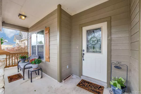 17907 Rockys Circle, Lytle, TX 78052