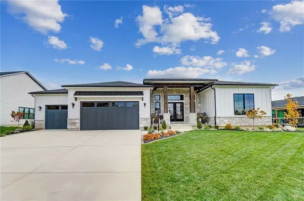 9338 Rochelle Lane, Clearcreek Twp, OH 45458