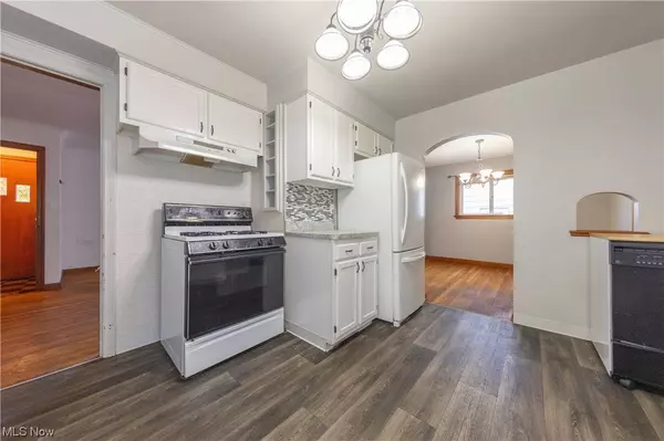 5164 Case AVE, Lyndhurst, OH 44124