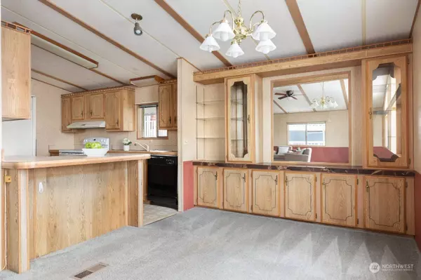 30901 State Route 20 #D5, Oak Harbor, WA 98277