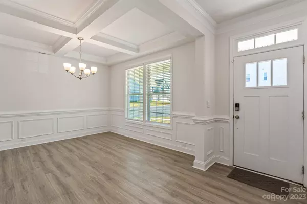 508 Secretariat DR, Iron Station, NC 28080