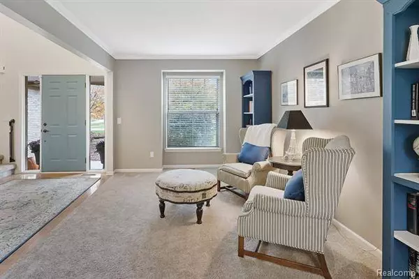 7933 Turnberry Drive, Whitmore Lake, MI 48189