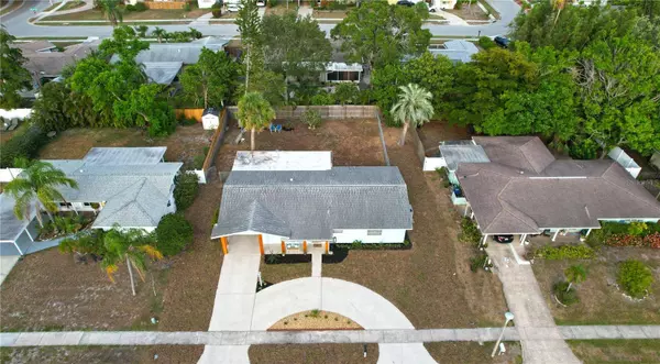 6455 COLONIAL DR, Sarasota, FL 34231