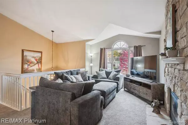 1714 NEWGATE Lane, Howell, MI 48843