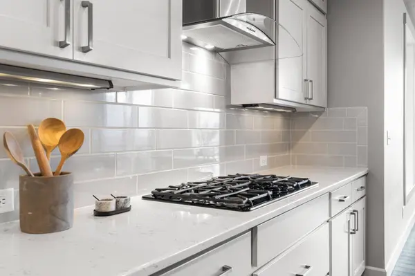 1911 S Incline Dr, Greenacres, WA 99016