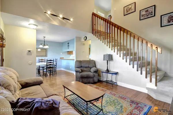 3512 Grissom CIR, Anchorage, AK 99517