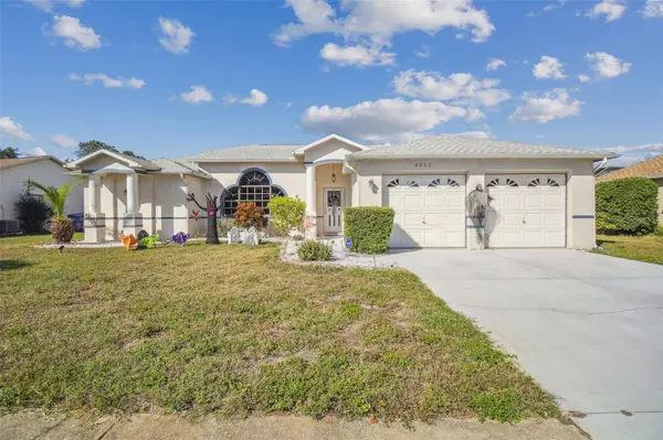 8233 ROSE PETAL CT, Port Richey, FL 34668