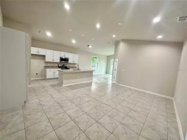 6436 SUMMIT DR, Orlando, FL 32810