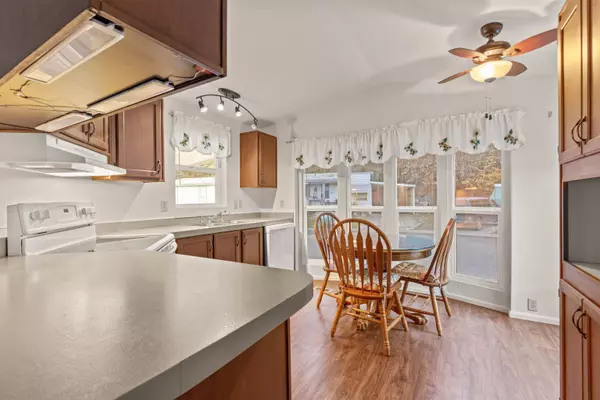 3803 W Greenwood Rd, Spokane, WA 99224