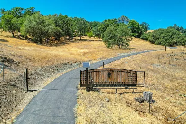 1688 Springvale RD, Placerville, CA 95667